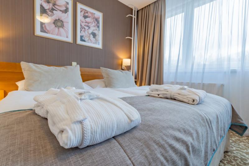 Kontakt wellness hotel**** - Apartmán